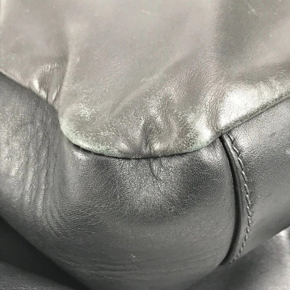 LOUIS VUITTON M50445 V line Fast Belt Bag Crossbody Bags body bag Leather gray - Picture 6 of 16